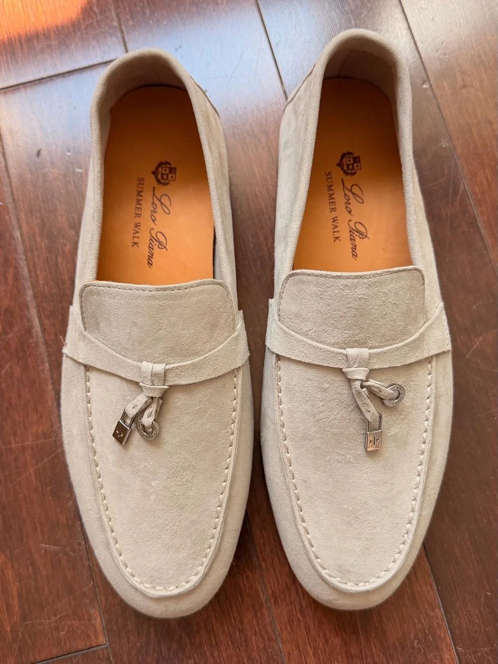 Loro Piana summer walker size 40 brand new